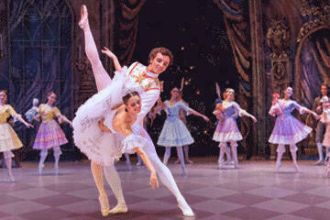 תיאטרון הבלט הלאומי של רוסיה בניהולו של ויאצ'סלב גורדייב - מפצח האגוזים